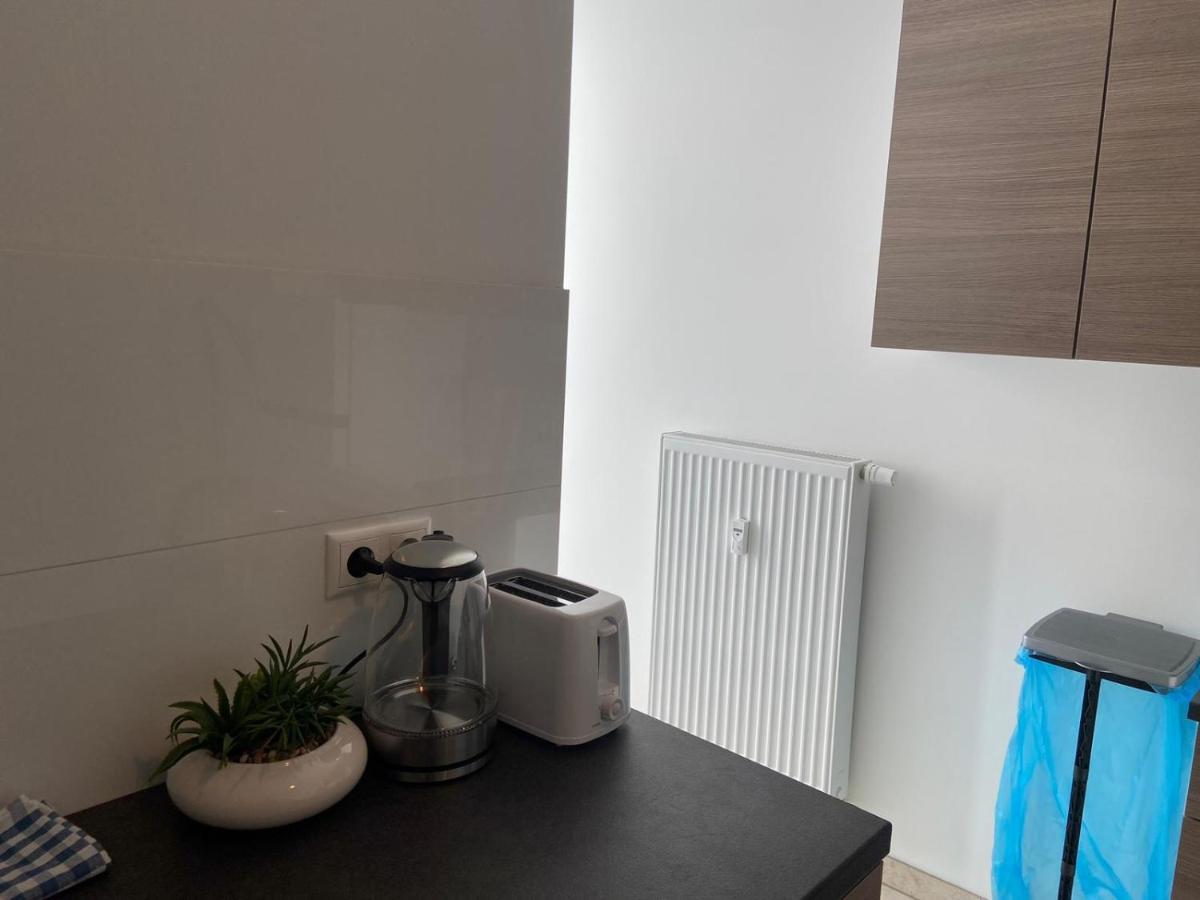 Apartment With Balcony Cologne Exterior photo